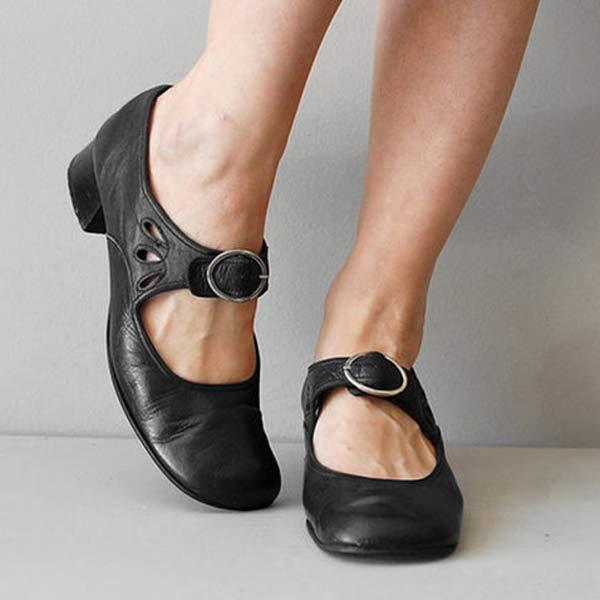 Vintage Shoes With Round Toe