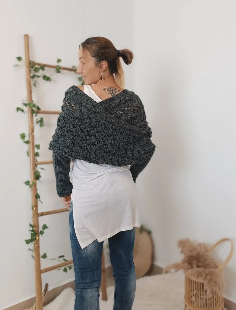 Lysse | Comfortable Knitted Scarf