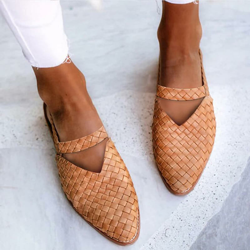 The Unique And Comfortable Sandal