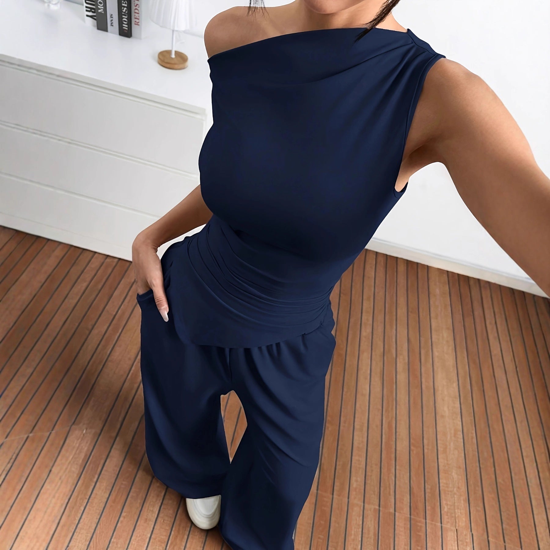 Ladies Elegant Jumpsuit Combination with Asymmetric Top and Wide Leg