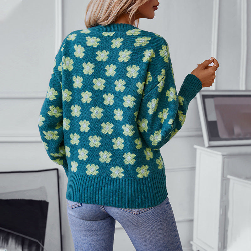 Women's knit pullover with floral pattern and V-neck
