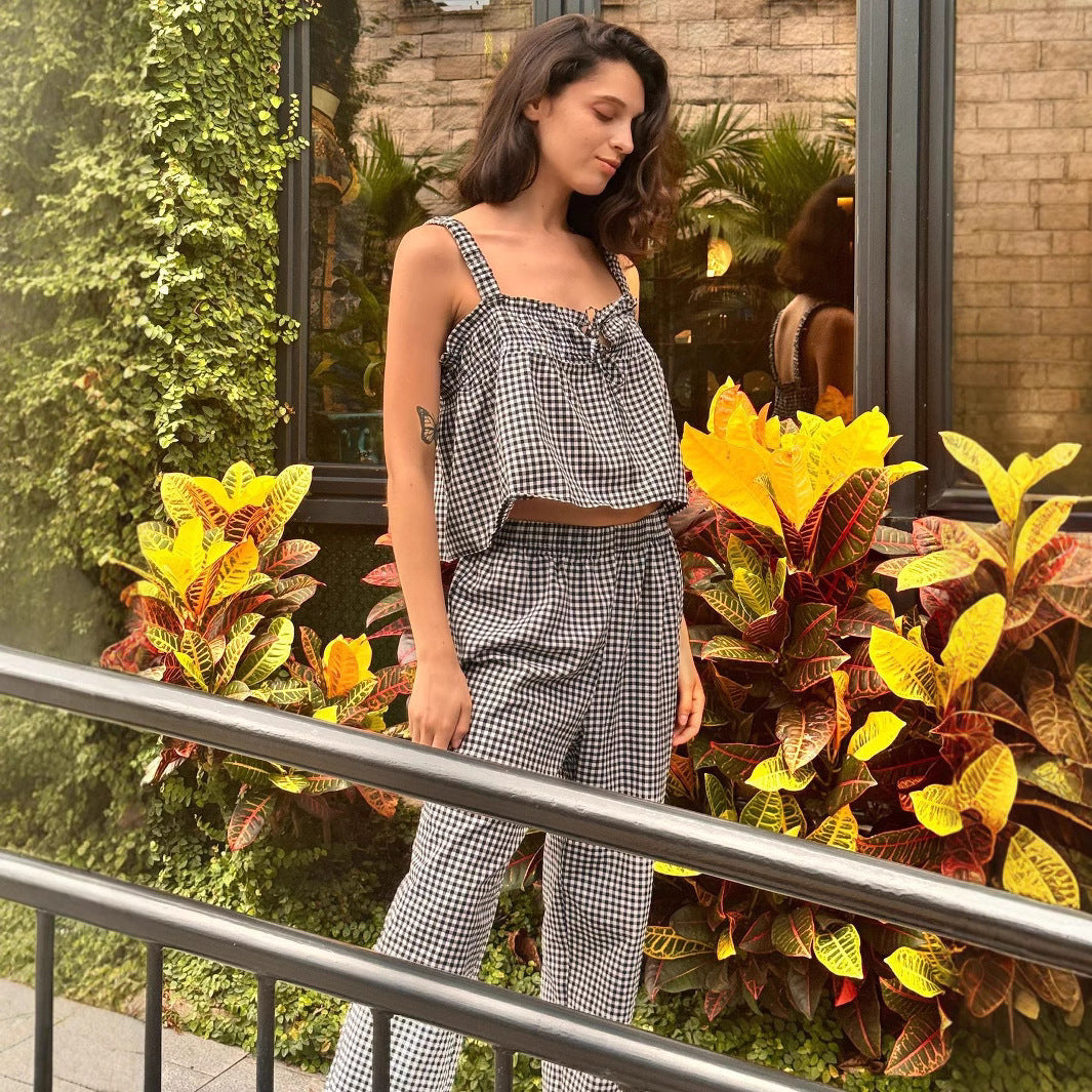 Women's Flowing Summer Jumpsuit with Checkered Pattern and Adjustable Straps