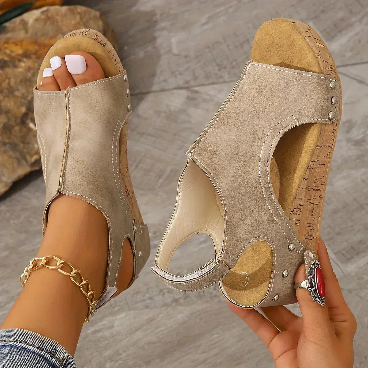 Elegant And Comfortable Wedge Sandals
