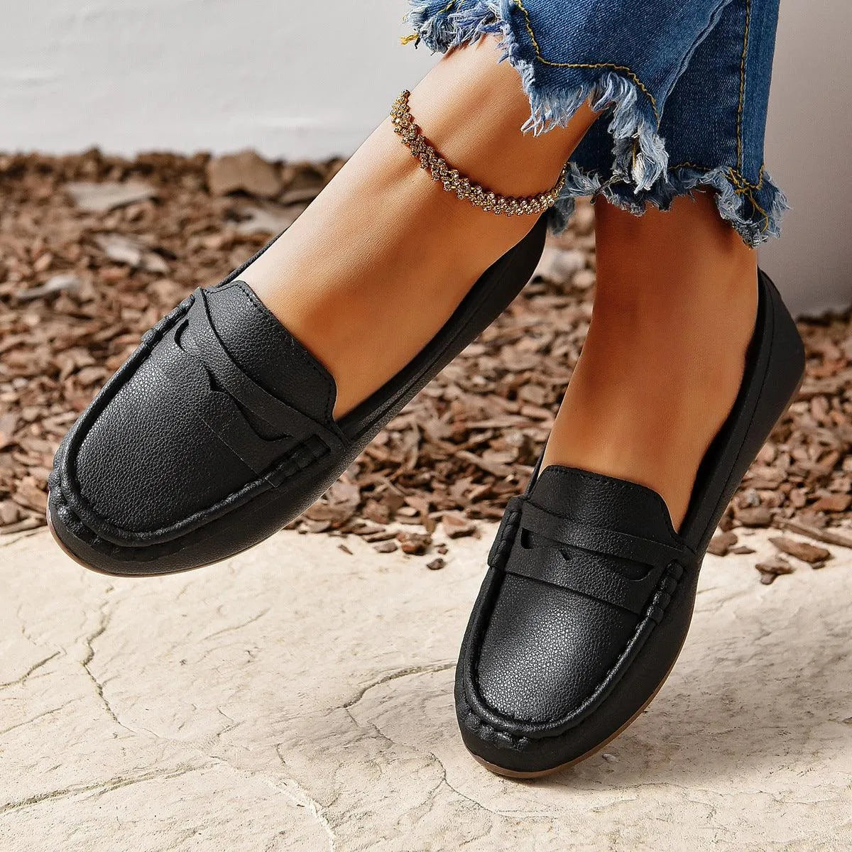 Gommino Flat Crossed Soft Sole Women