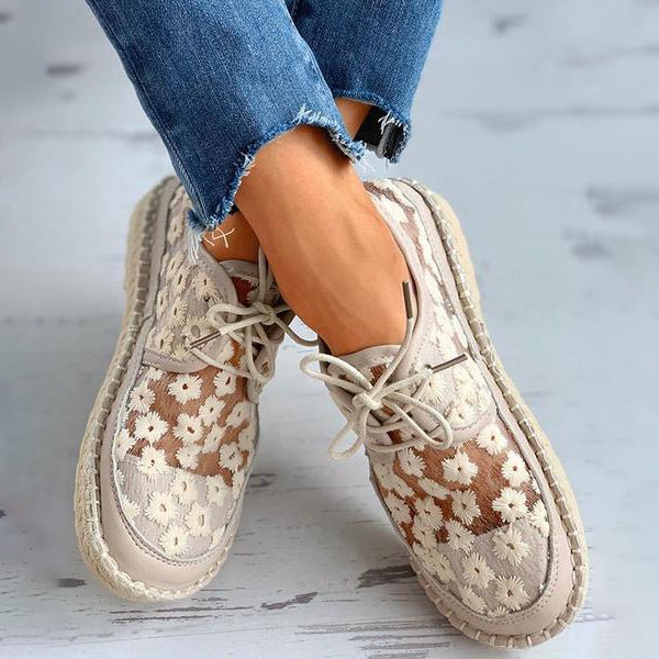 Embroidered Sneakers Liz