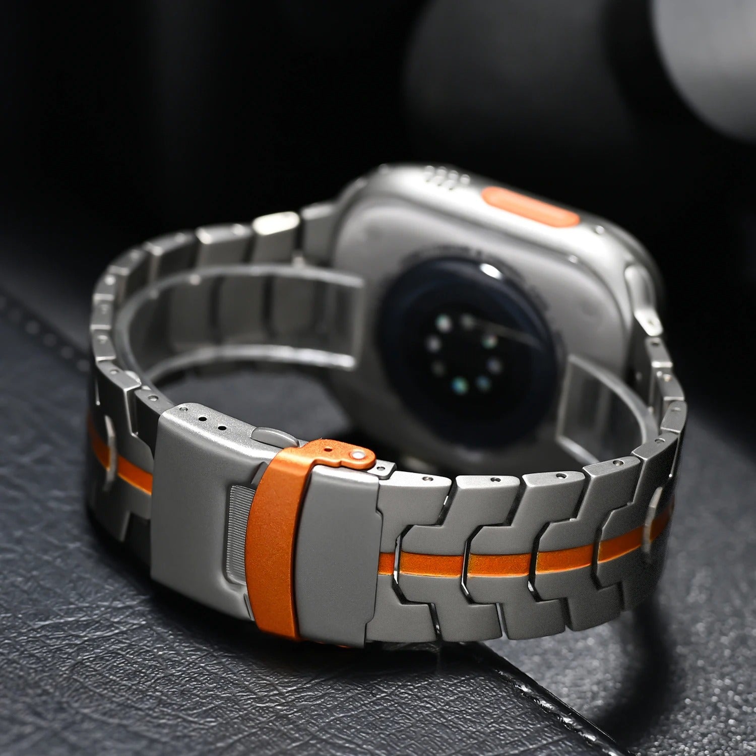 Luxe Titanium Apple Watch Band Suitable for Series 1 9 and Ultra
