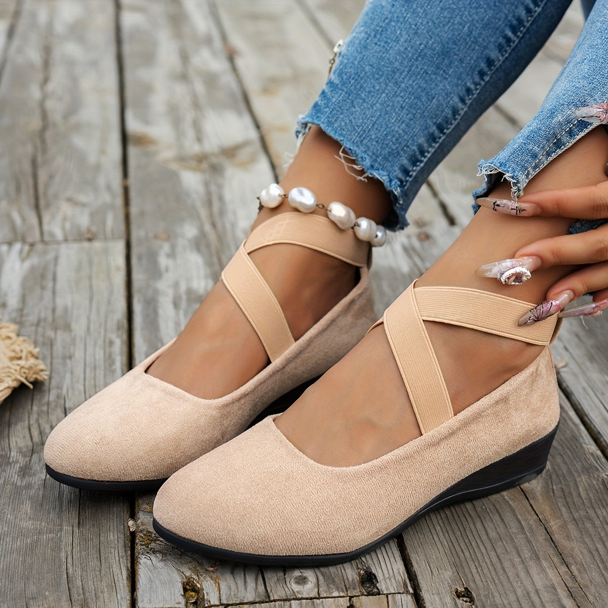 Simple Women's Ballet Flats Made of Breathable Velvet