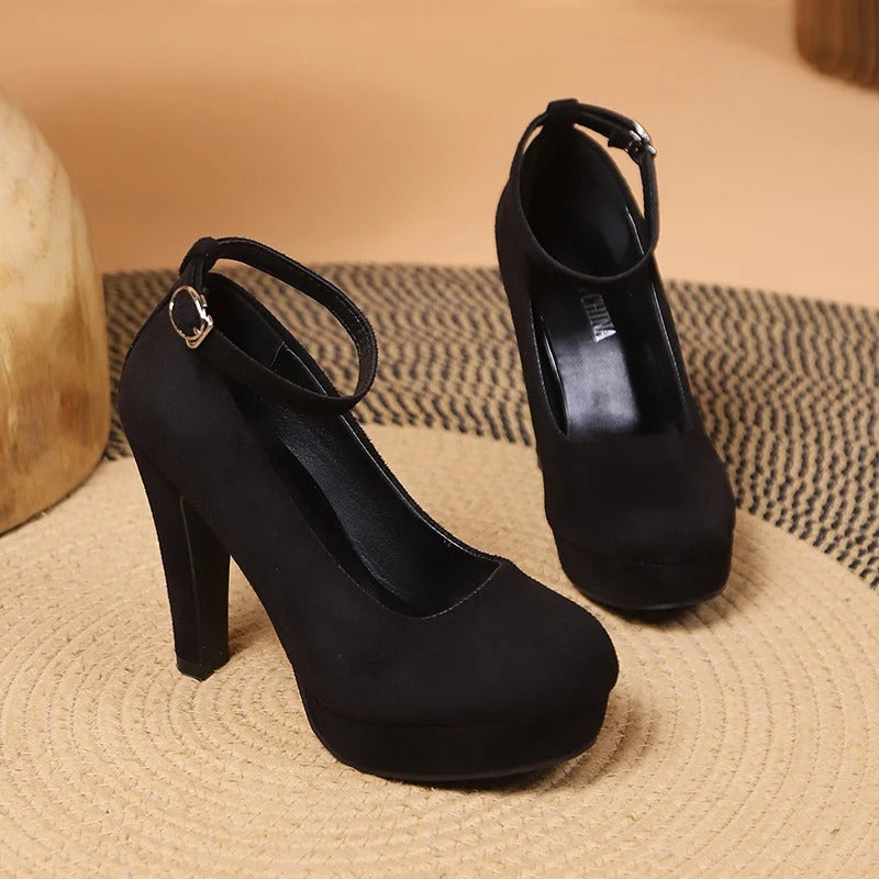 Elegant and Seductive High-heeled Shoes