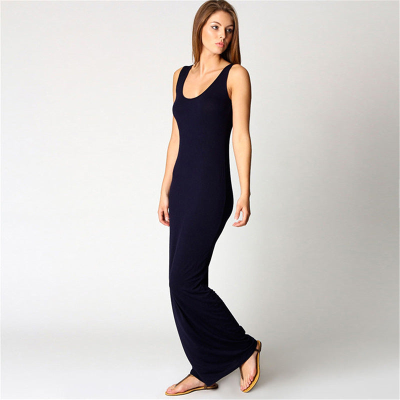 Women's maxi dress made of soft jersey with a deep round neck