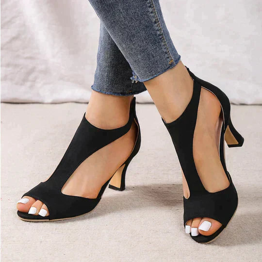 Zamia'S Comfortable Sandals