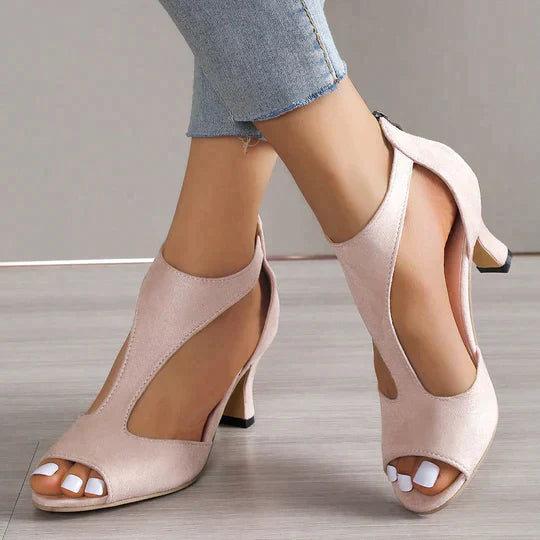 Zamia'S Comfortable Sandals