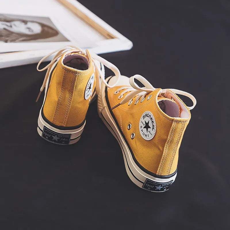 Women High Format Sneakers made of lightweight and breathable canvas with classic design