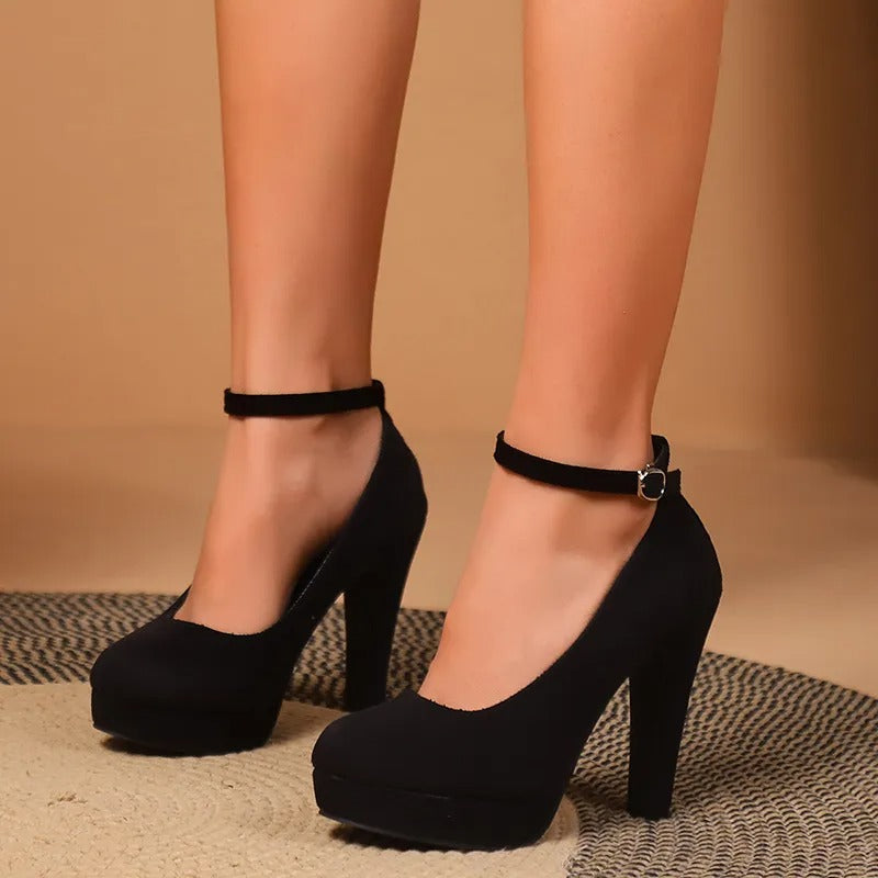 Elegant and Seductive High-heeled Shoes