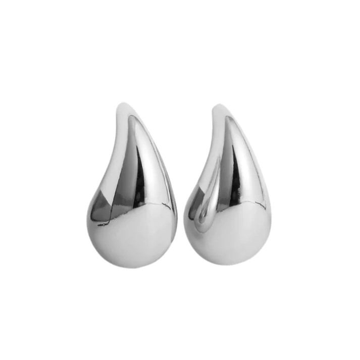 Clomoe Drop Earrings