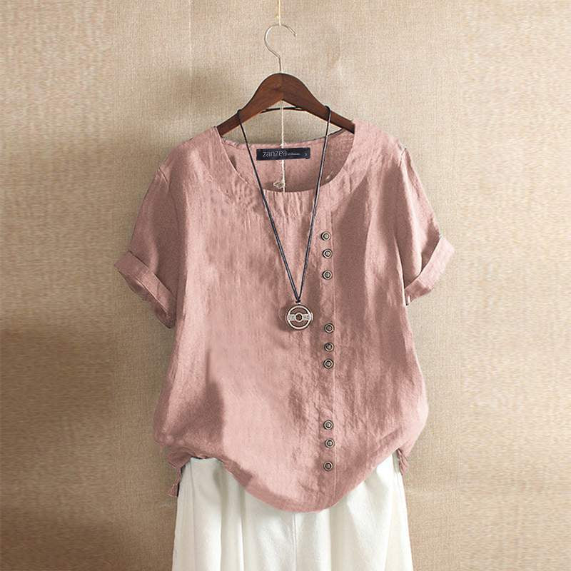Blouse made of high-quality cotton with beautiful button closure