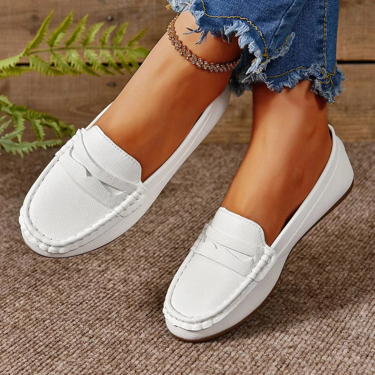 Gommino Flat Crossed Soft Sole Women