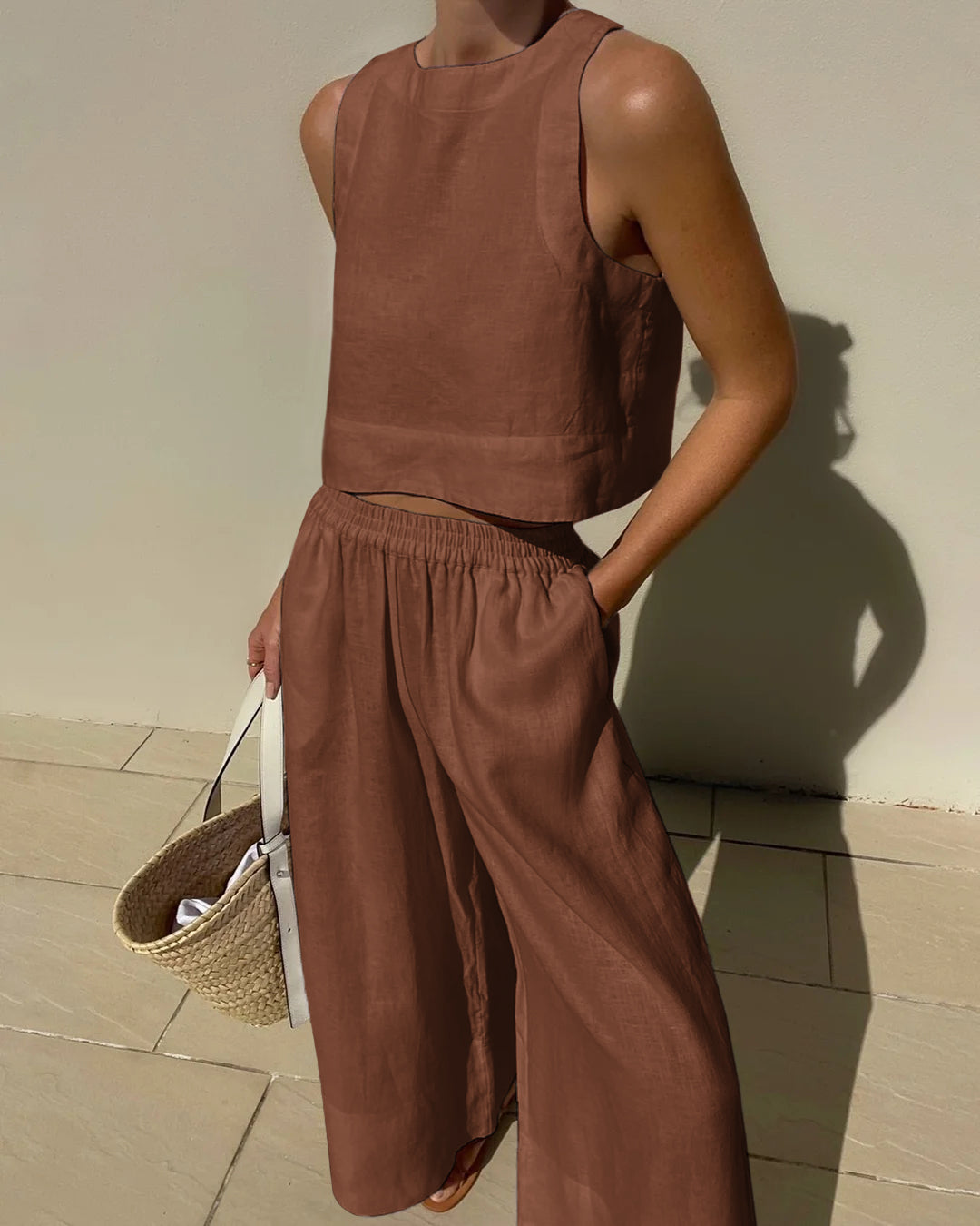 Two-piece set made of linen