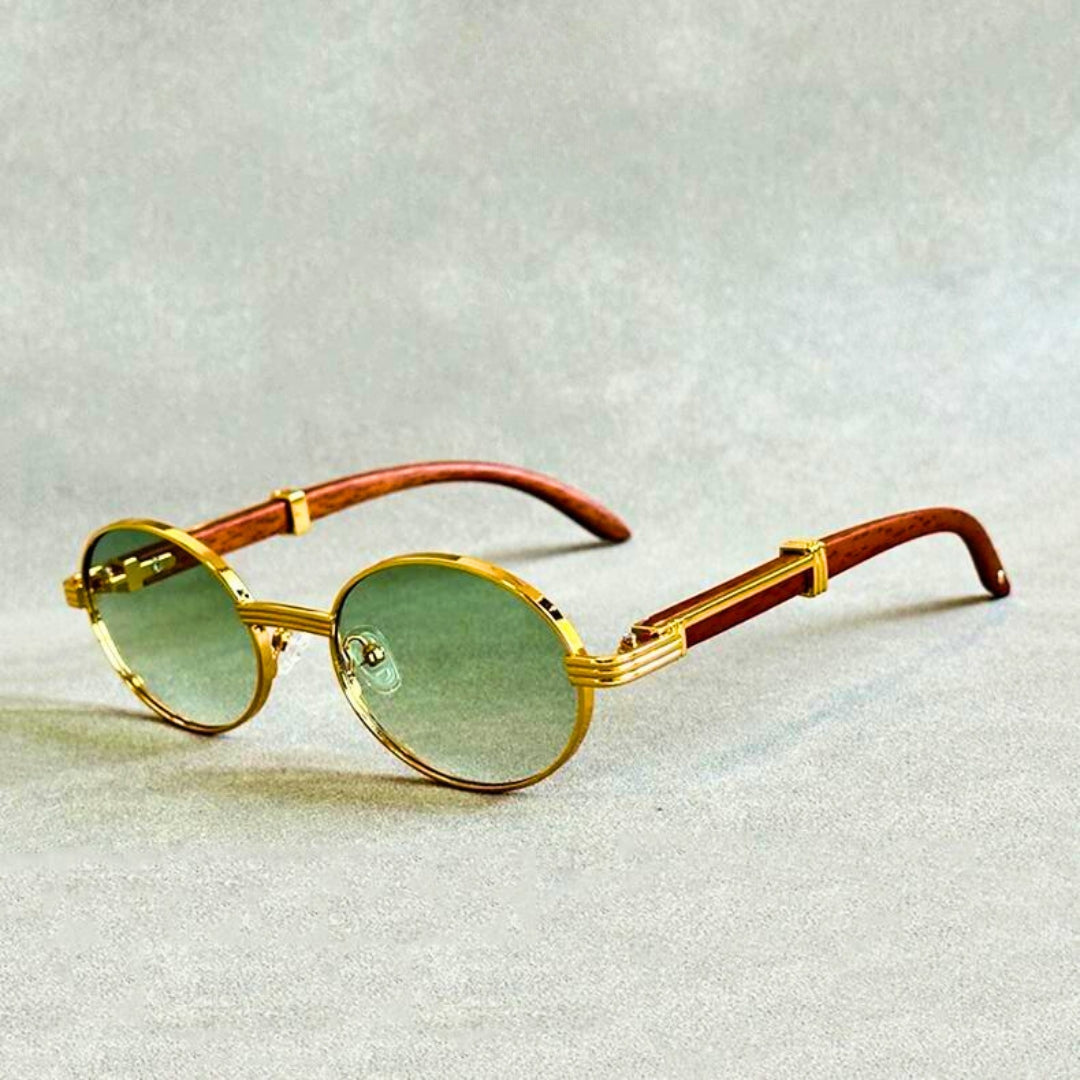 Stylish Sunglasses With Polarized Lenses