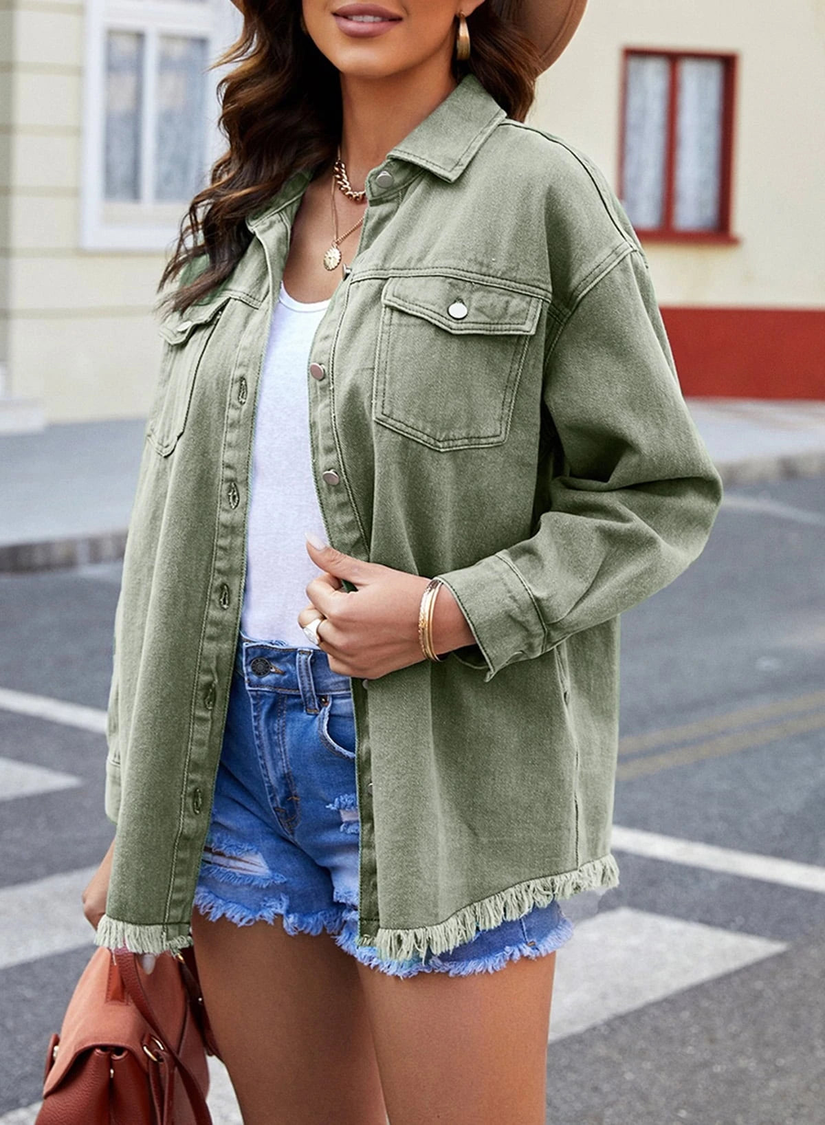 Lysse | Make every outfit more beautiful with this denim jacket