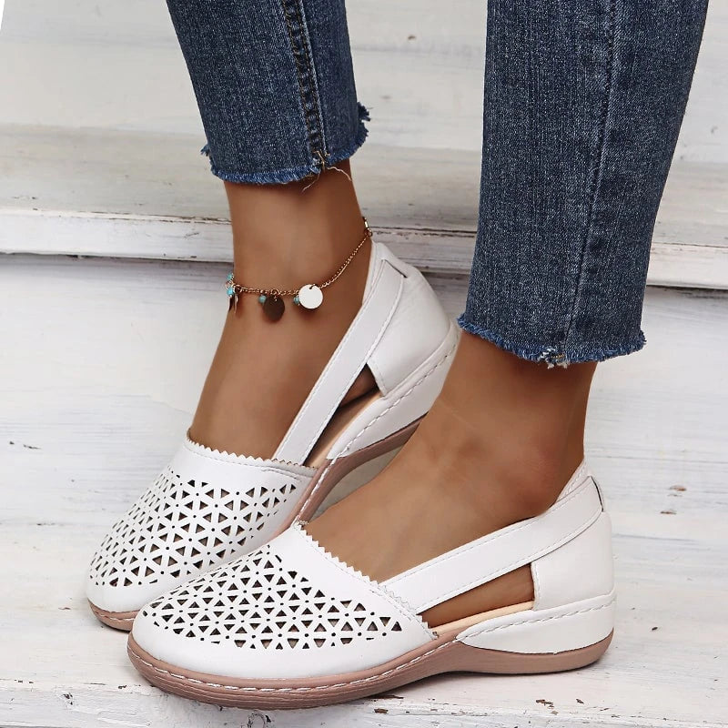 Lysse Fashion | Breathable Retro Flat Sandals