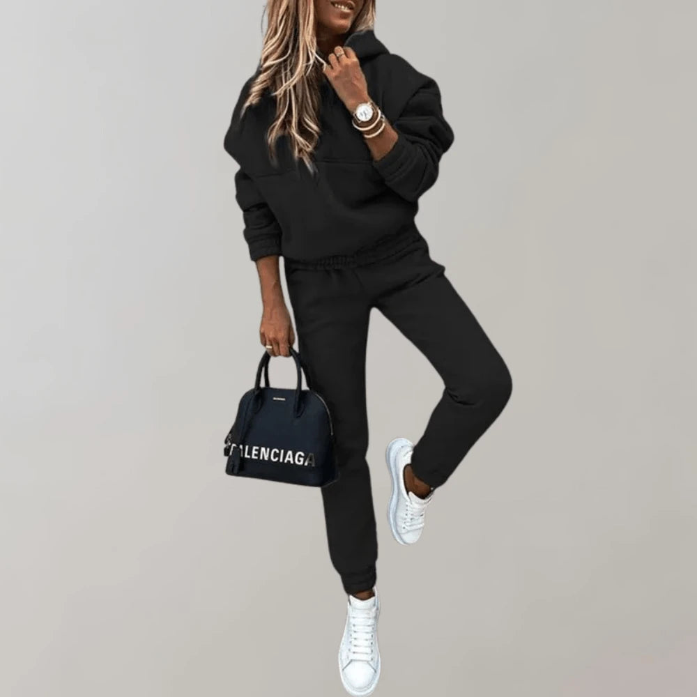 Lysse Fashion | Cotton training and tracksuit with hood in retro style for women