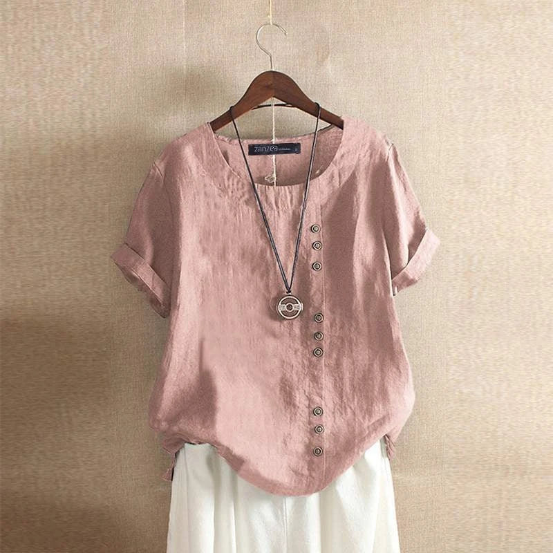 Blouse made of high-quality cotton with beautiful button closure