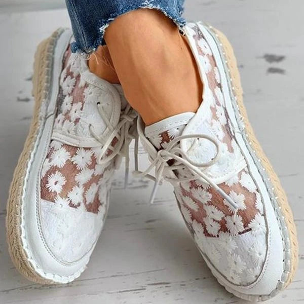 Embroidered Sneakers Liz