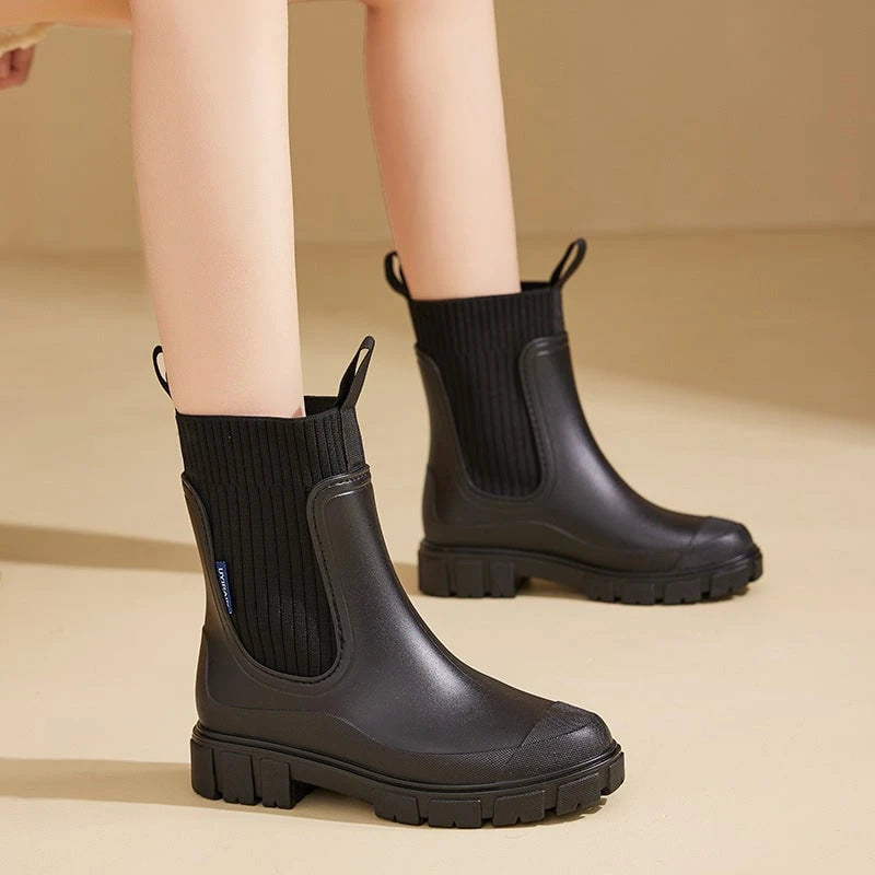 Rain boots - Waterproof with anti-slip sole, Perfect for rainy weather