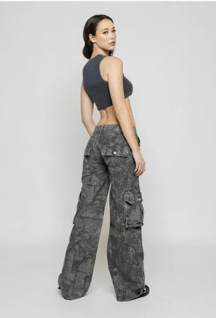 Low waisted cargo pants brown camo