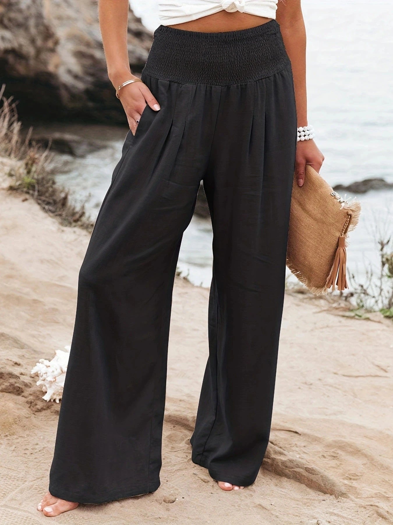 Ladies long, wide linen pants with elastic waistband