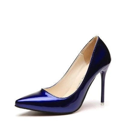 Ladies Elegant High Gloss Pumps with Slim Silhouette and Comfortable Inner Lining