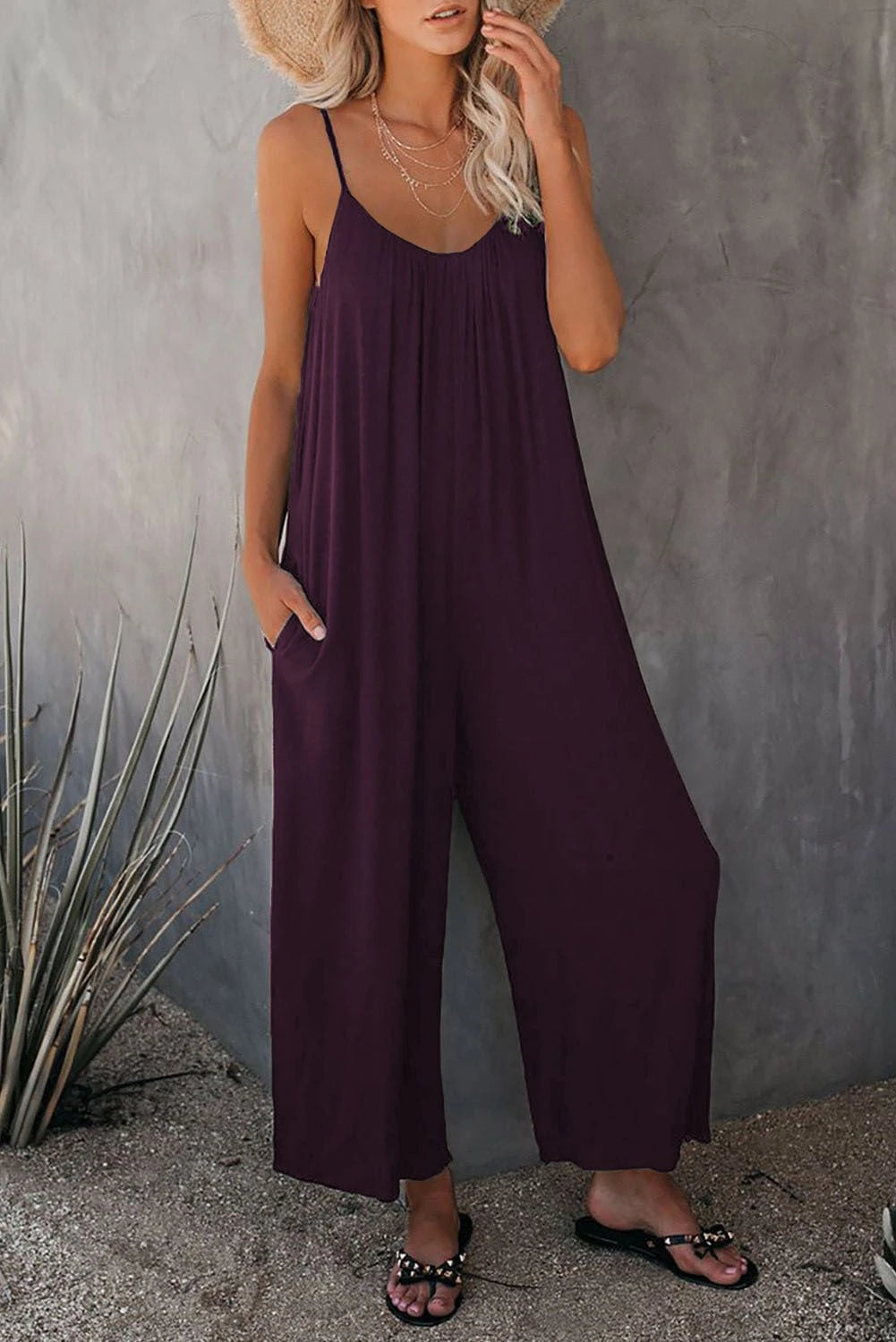 Women's Casual Jumpsuit with Wide Legs and Practical Pockets