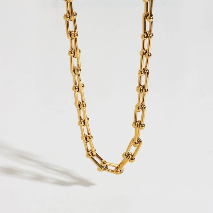 Horseshoe Necklace U Shaped Closure Thick Chain