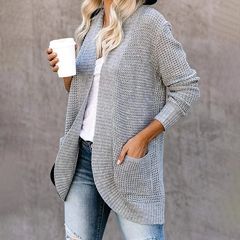 Women’s cardigan with open cut and side pockets