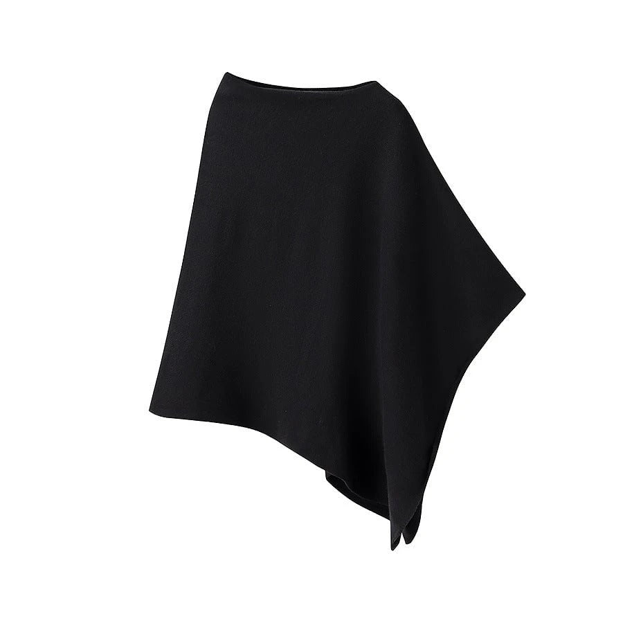Women’s scarf poncho made of high-quality wool and elastic material
