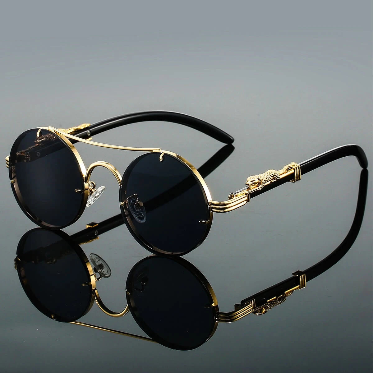 Oval Retro Sunglasses Made of Metal