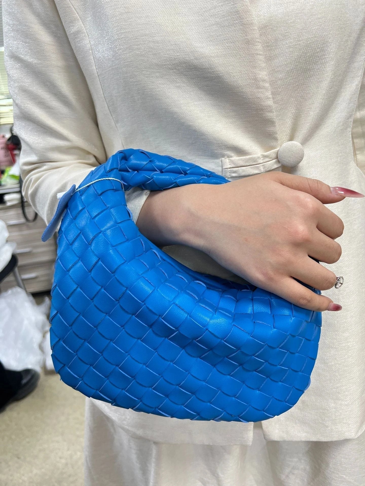 Casual and Relaxed Bag Design