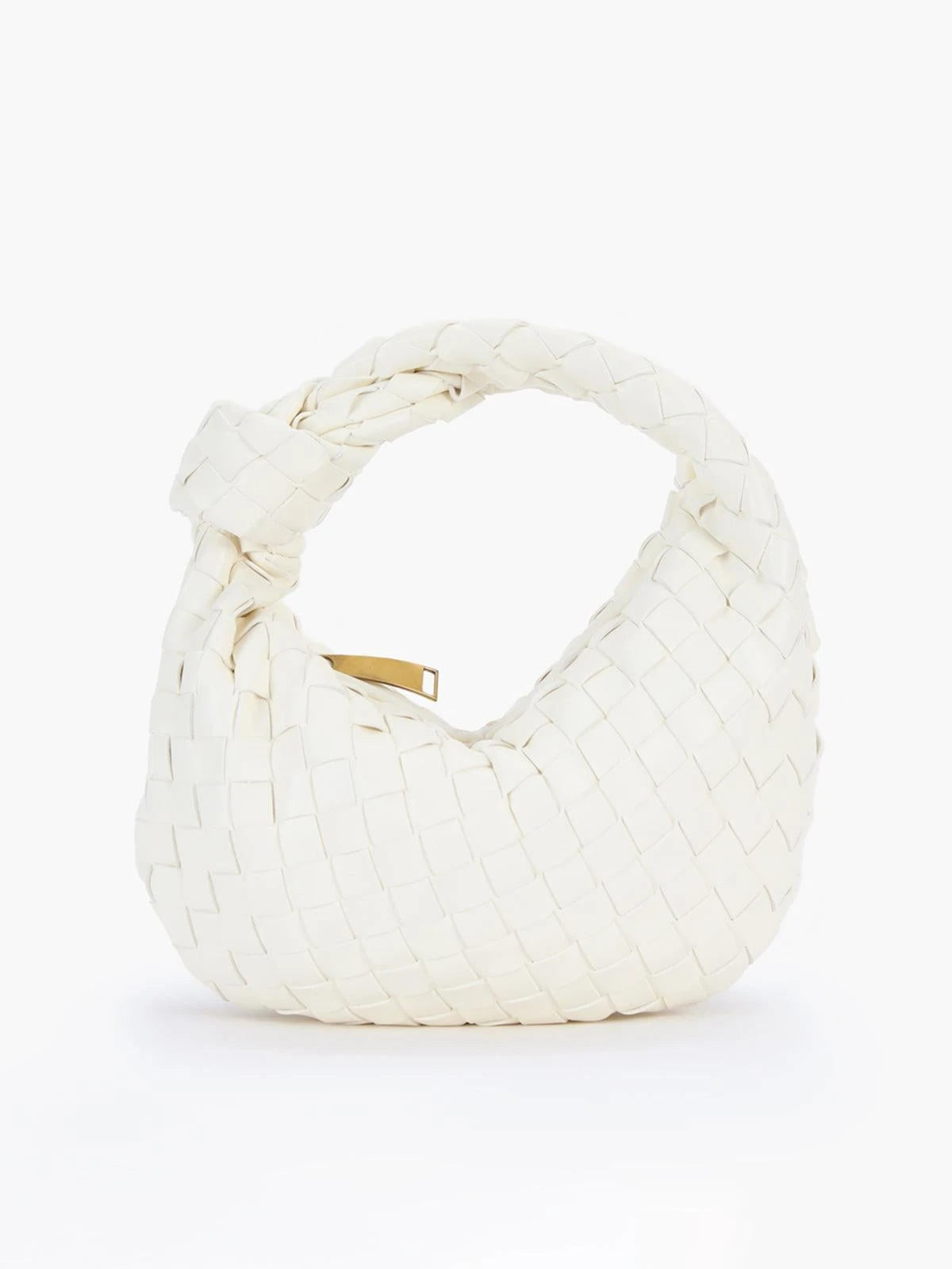 Casual and Relaxed Bag Design