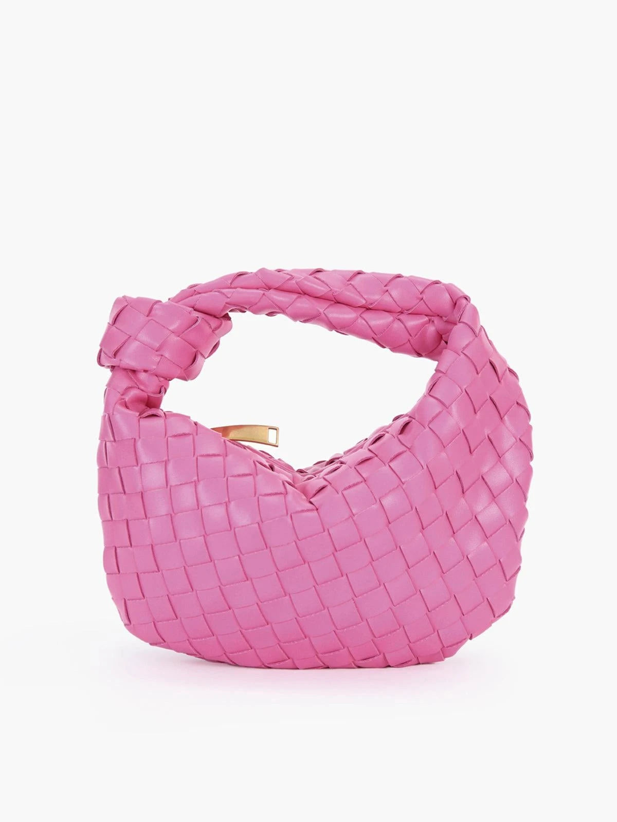 Casual and Relaxed Bag Design