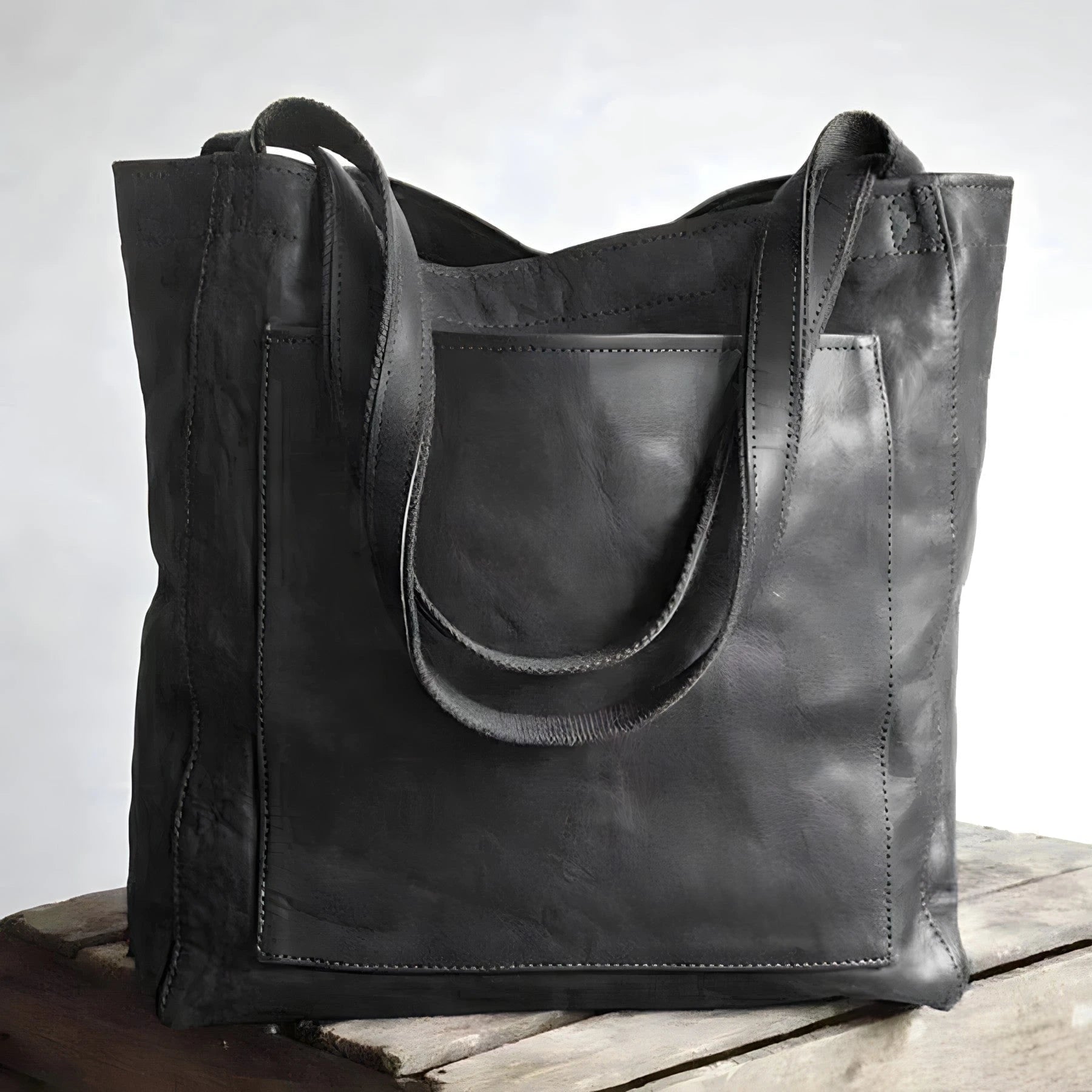 Ladies' Bag Made Of Genuine Leather With High-Quality Craftsmanship