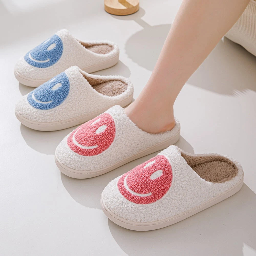 Large Smiley Pattern Fur Slippers