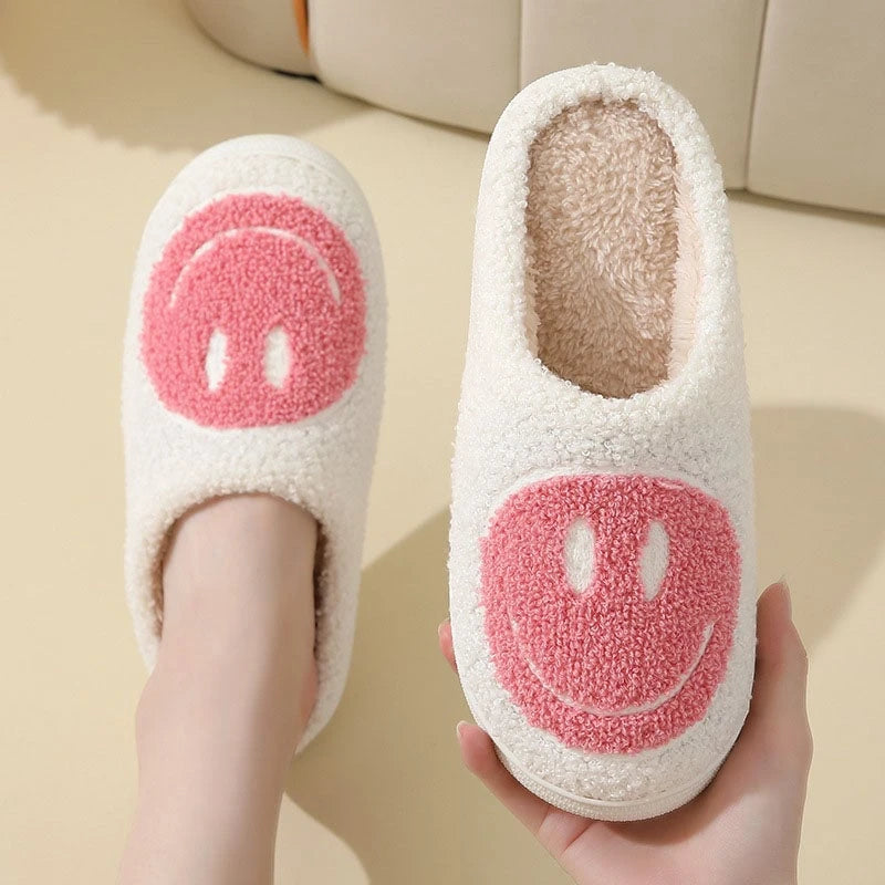 Large Smiley Pattern Fur Slippers