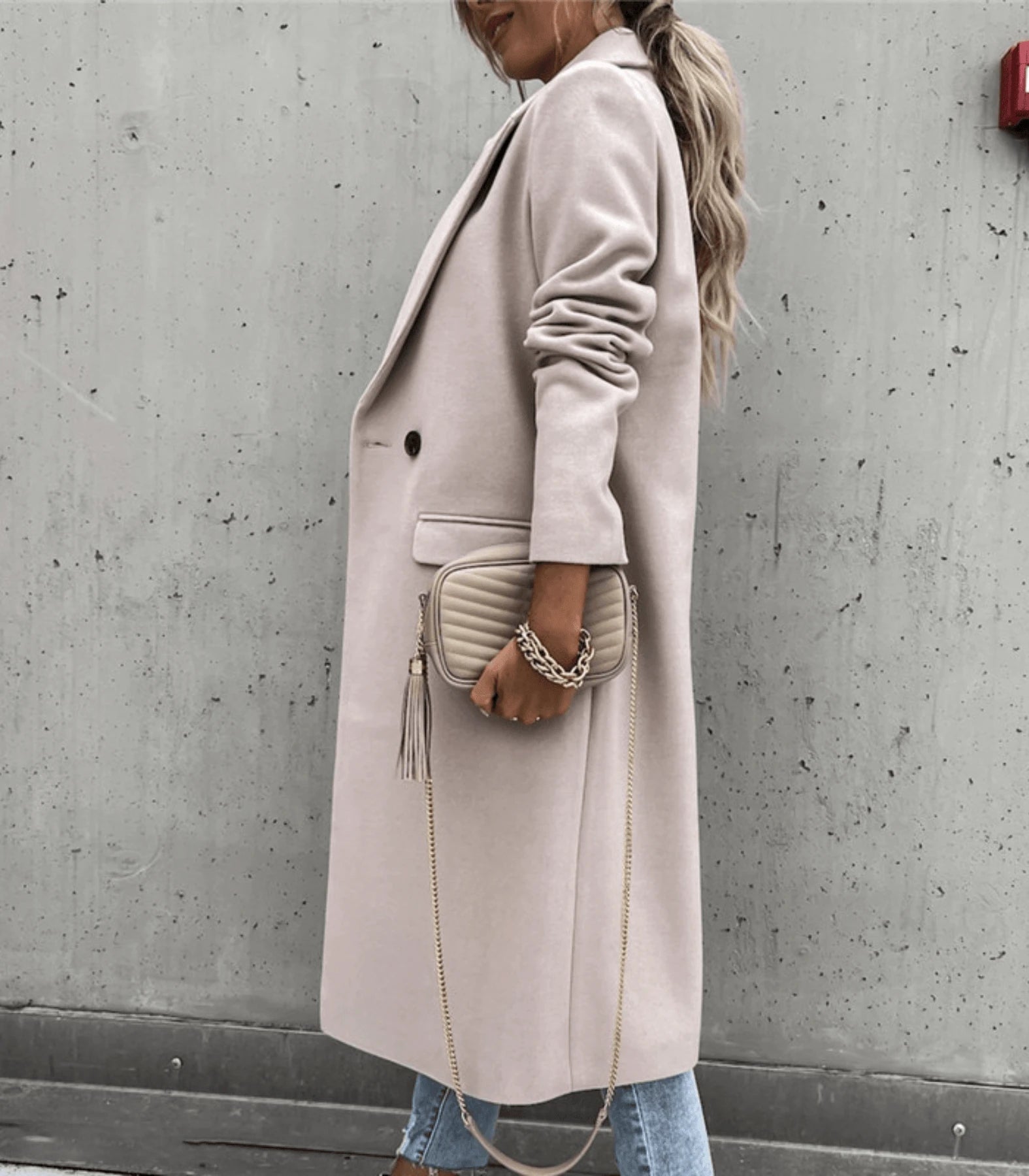 Wool Coat With Pockets and Buttons