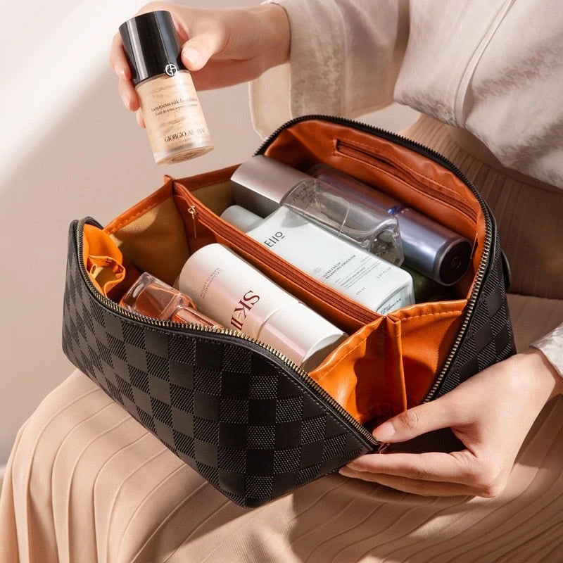 Luxurious Checkered Cosmetic Bag