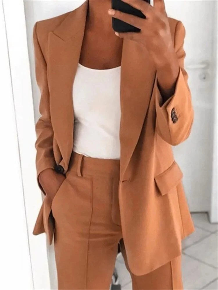 Luxurious Suit for Women Gertrud