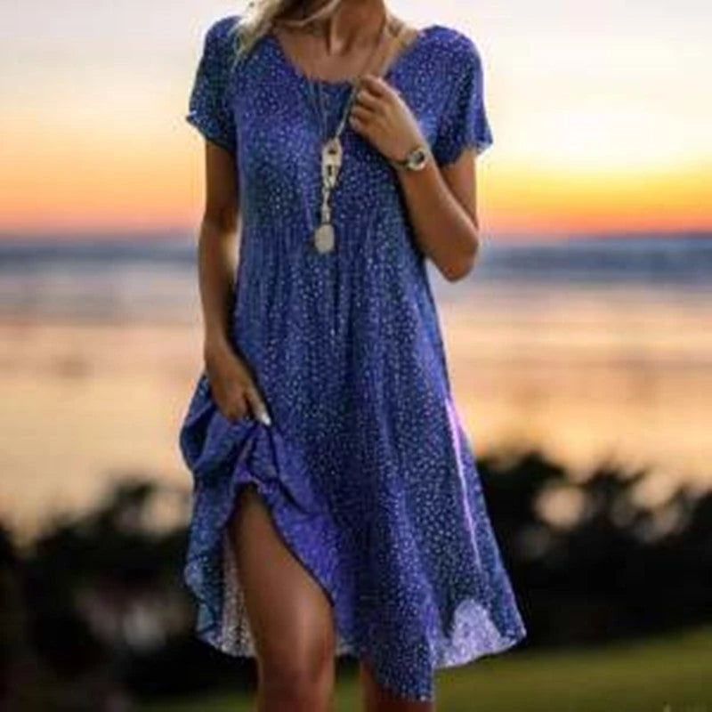 Short-sleeved Green Mini Dress With Dots