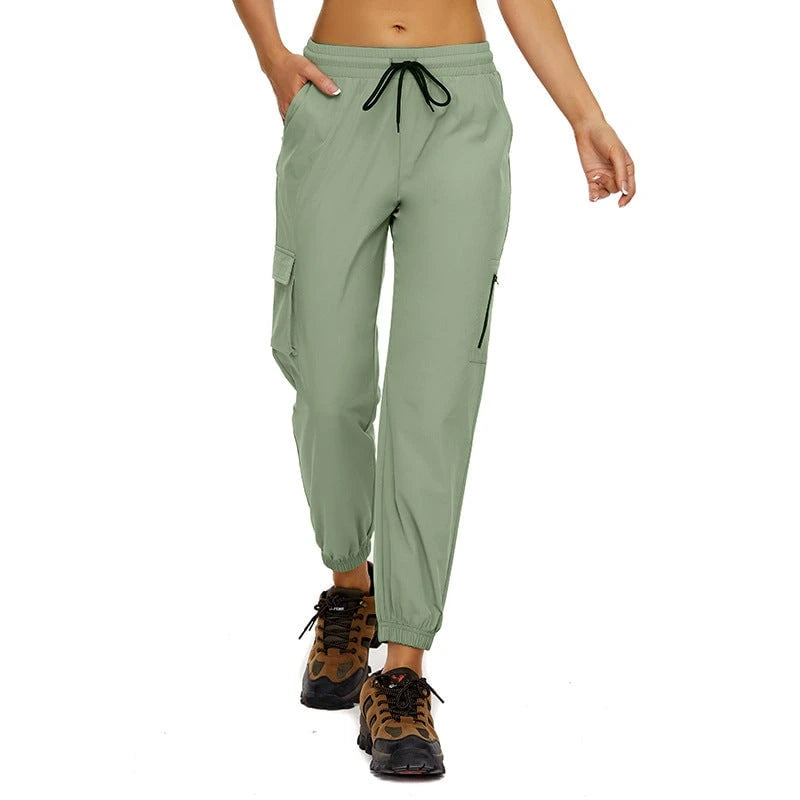 Women's cargo pants with elastic waistband and practical pockets