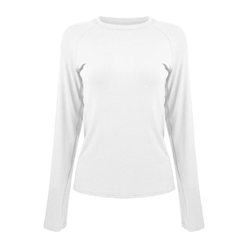 Women's performance shirt with long sleeves and breathable surface