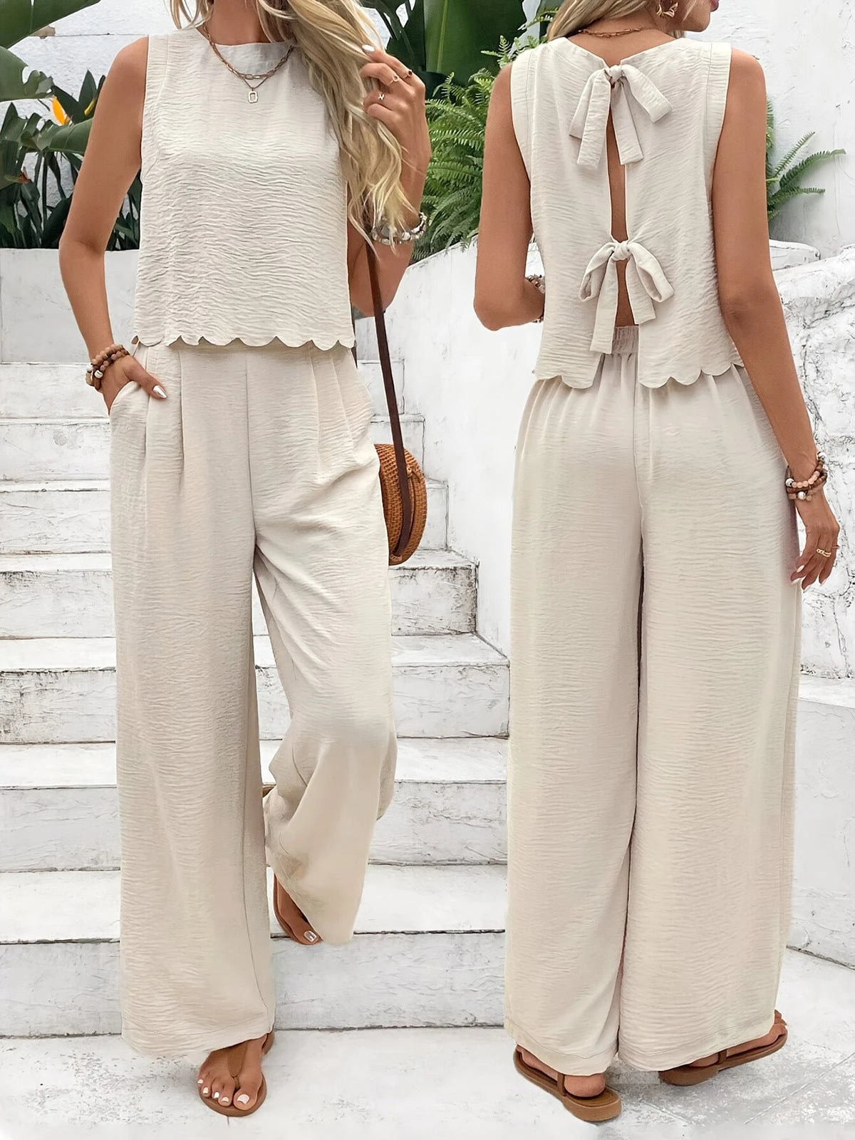 Ladies jumpsuit with elegant back cutout and wide leg