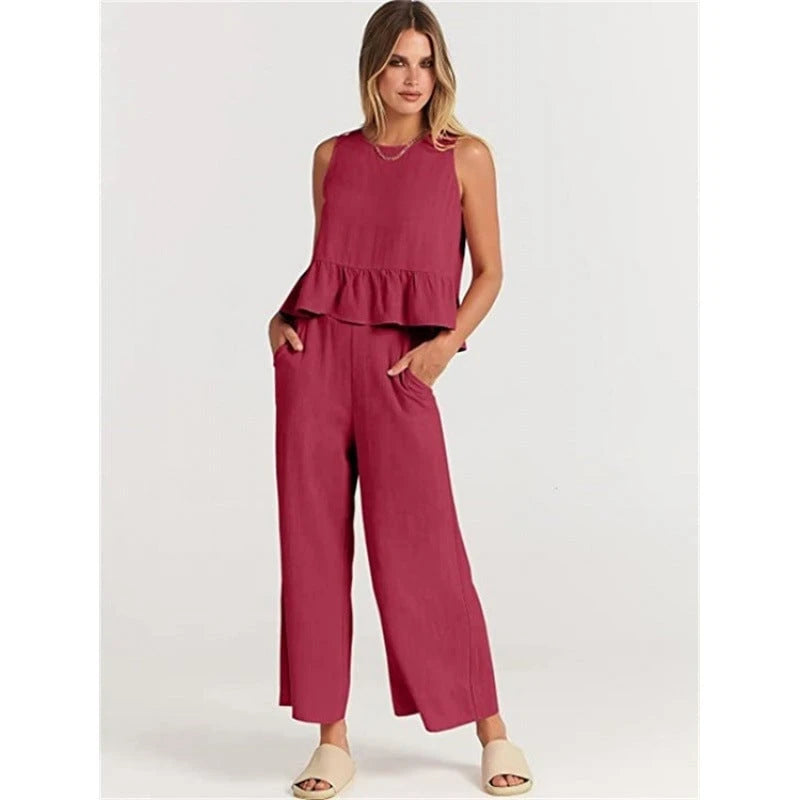 Women's casual jumpsuit with voluminous top and side pockets